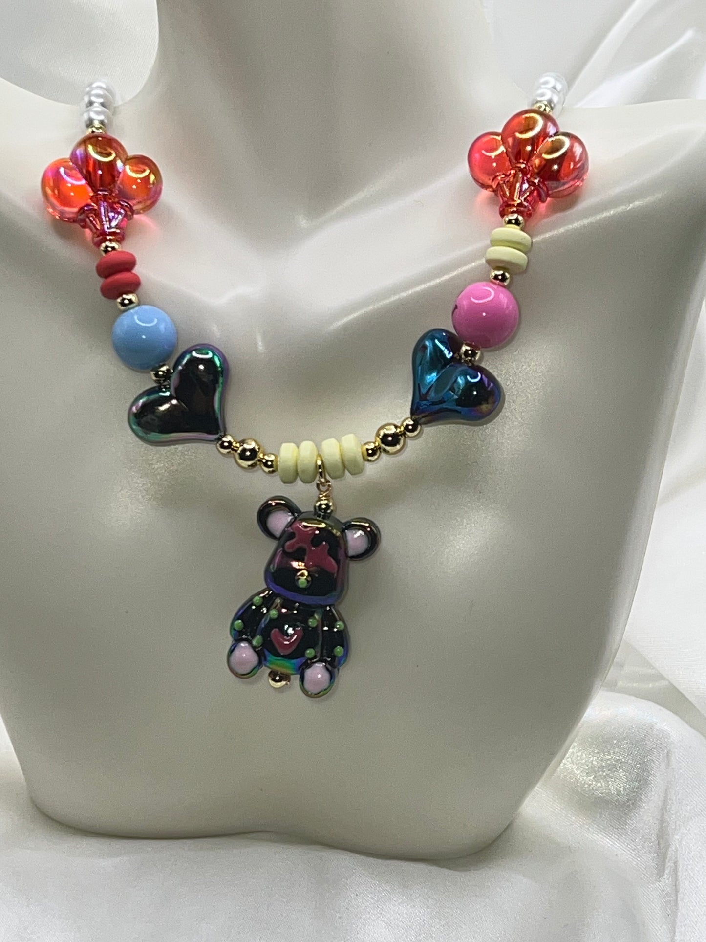 Sweet Joy Pearl Bear Chain