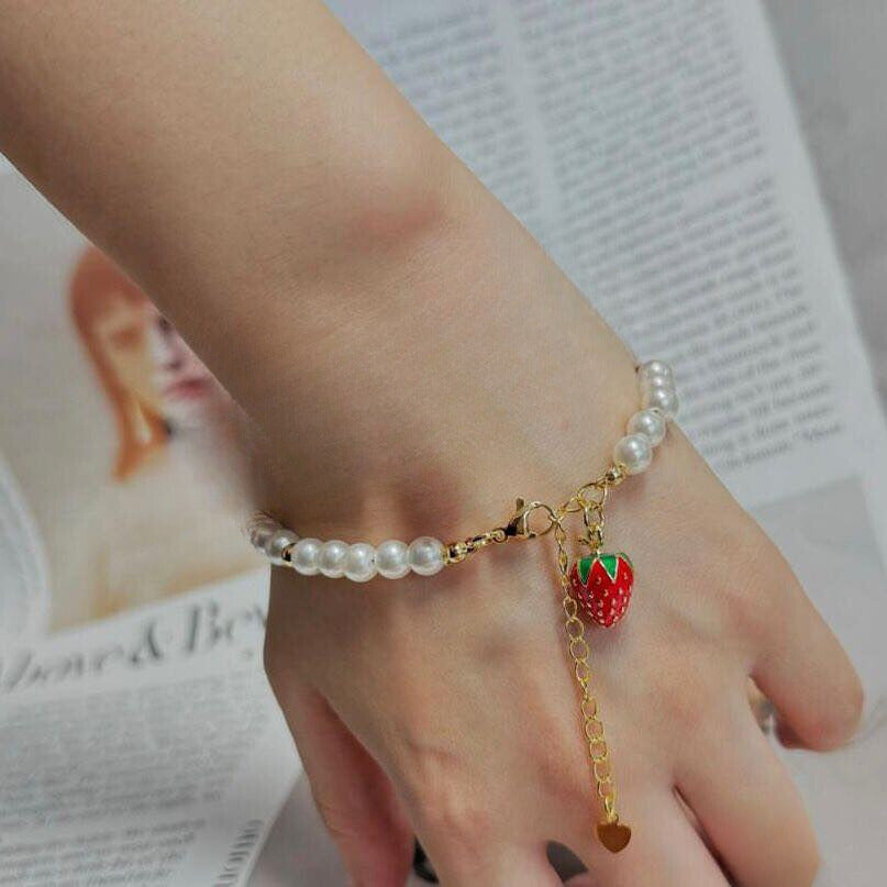 Pearl Strawberry Bracelet