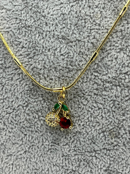 Sparkling Strawberry Chain