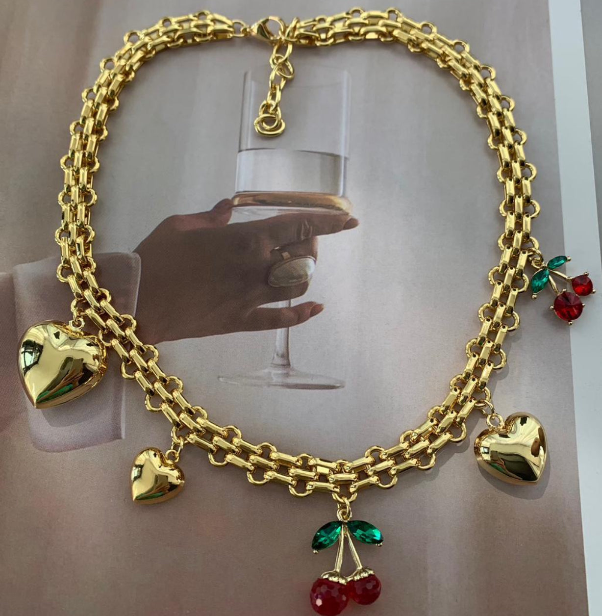 Amor y Cereza Gold Chain